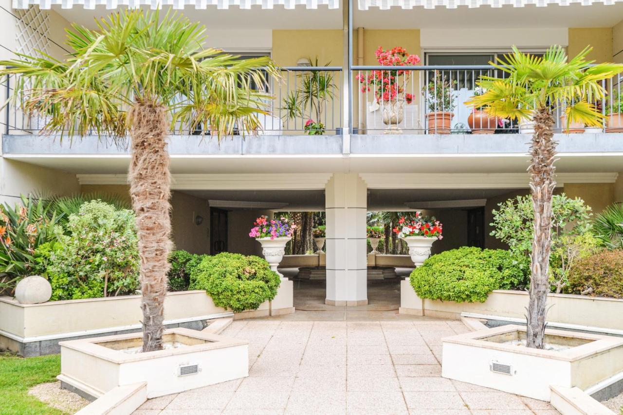 Le Lido - Piscine, Proche Plage كانيو سور مير المظهر الخارجي الصورة